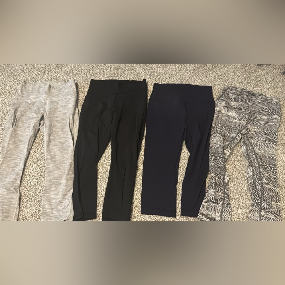Lot of lululemon leggings size 6 21”
